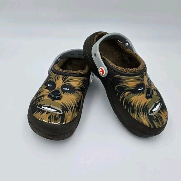 Chewbacca Crocs Star Wars Size 12 C12 Fuzzy Kids youth Lucas Films Slip On - Picture 1 of 7